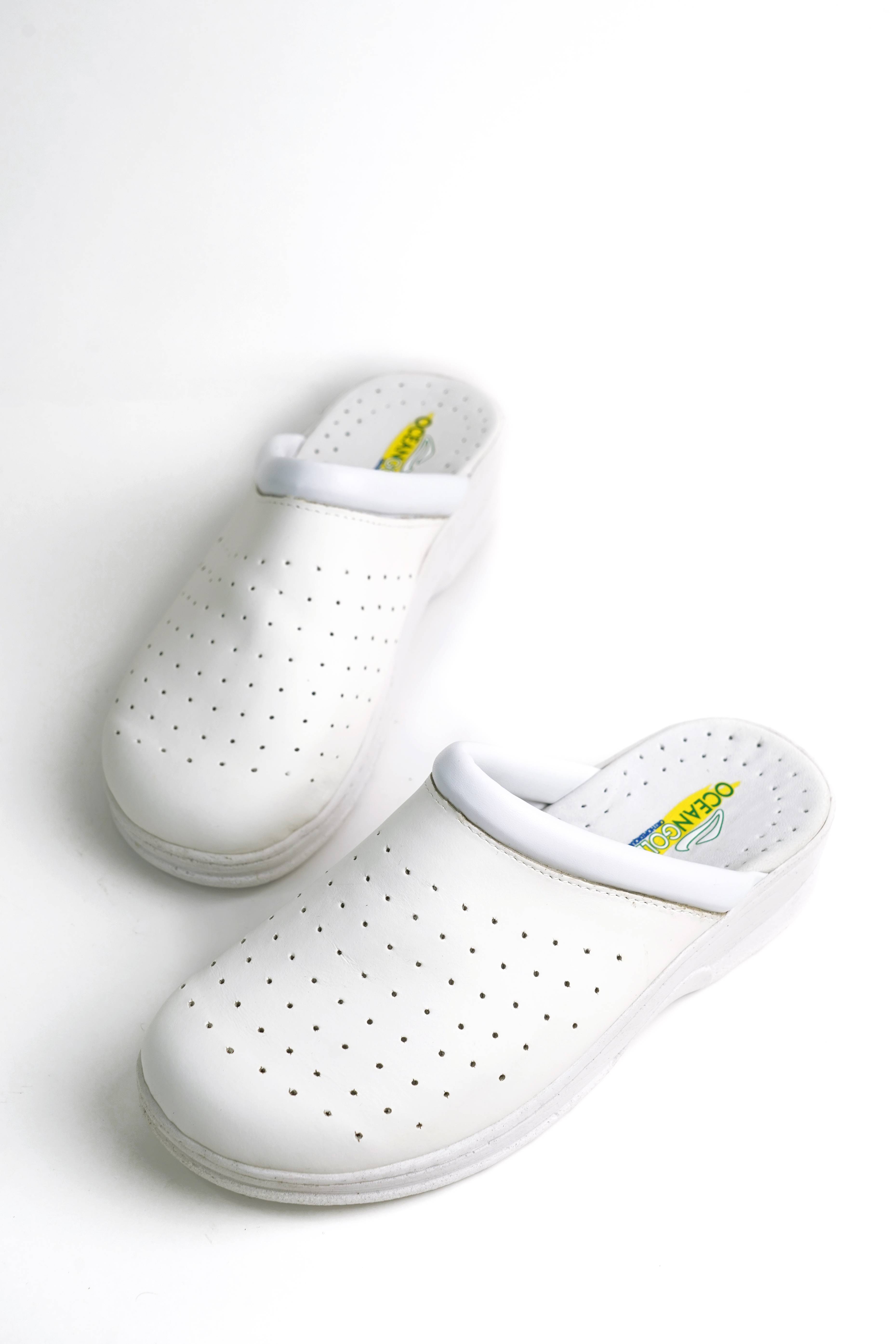 Free html5 bootstrap 4 template